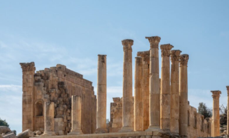 طقس الأردن للأيام المقبلة.. ثلوج وأمطار غزيرة مع برودة شديدة ورياح متقلبة