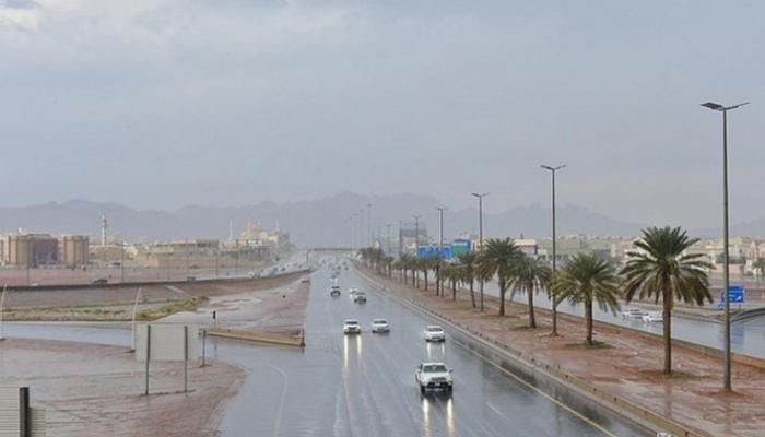 تنبيه عاجل في طقس السعودية اليوم.. رياح مثيرة للأتربة وضباب يغطي عدة مناطق