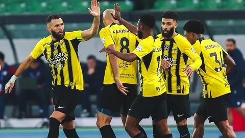 تابع الآن.. الاتحاد ضد الغرافة مباشر في دوري أبطال آسيا 2025/2026 مع موعد المباراة