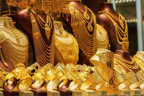 تحديث جديد لأسعار الذهب في الإمارات اليوم الخميس مع نظرة على التوقعات القادمة