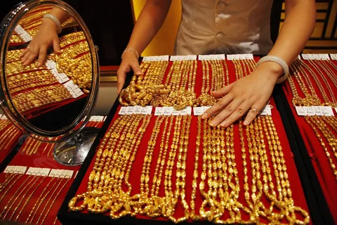 تراجع مفاجئ يضرب أسعار الذهب في الكويت.. هل يقترب عصر الصعود من نهايته؟