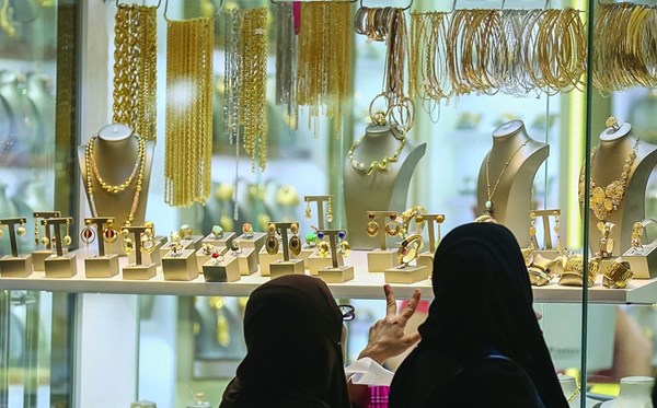 توقعات أسعار الذهب في الإمارات 2026.. لحظة حاسمة بين الانفجار أو الانخفاض